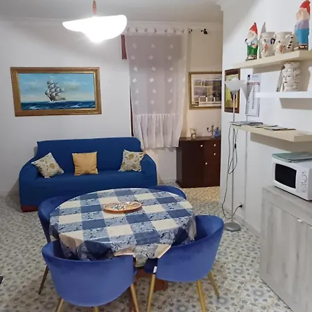 Casa Mary Апартаменти Джардіні-Наксос