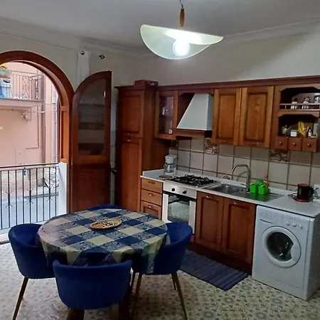 Casa Mary Giardini-Naxos